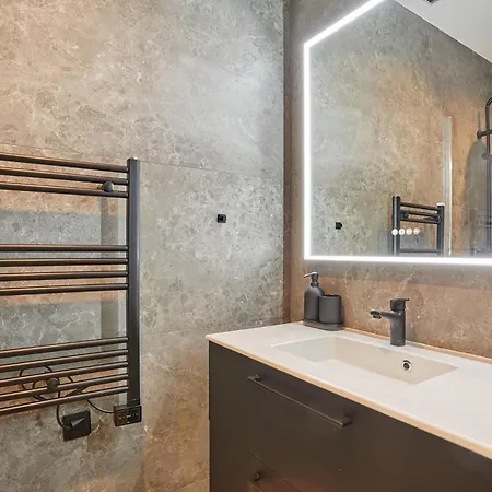 Amazing Le Marais Center Of By Prestige
